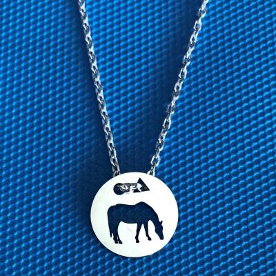Token's - Collier - Cheval au pré