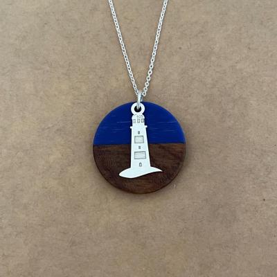 Phare bleu violet